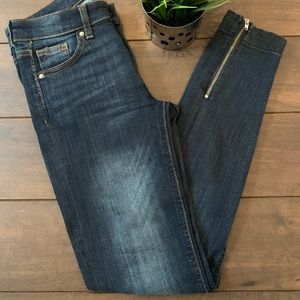 H&M | Jeans | Size US 26 | Mint Condition